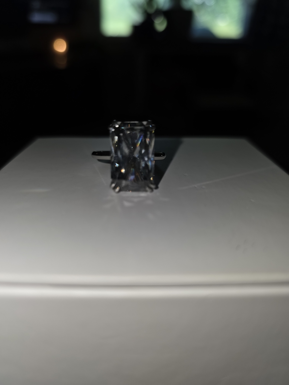 9 Carat Grey Moissanite Emerald-cut & Sterling Silver Ring-size 8 - Picture 3 of 12